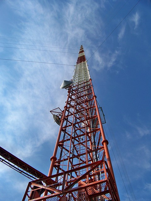 KVLY Tower view looking up