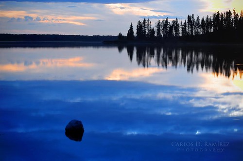 lake canada reflection island nikon alberta elk d300 cdr35