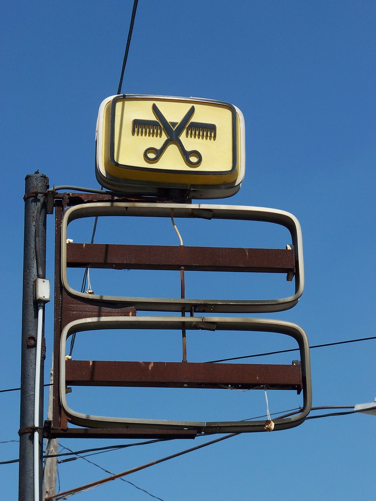 OH Canton - Comb & Scissors Sign | Comb & scissors remains o… | Flickr
