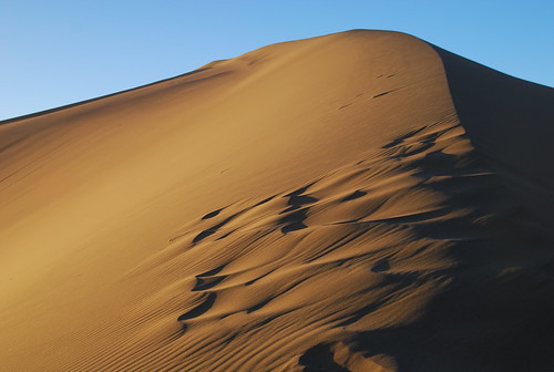 sand dune in dunhung | by if8