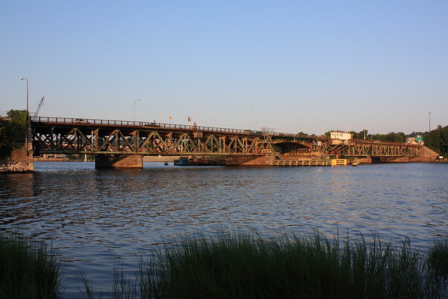 Brightman Street Bridge, Fall River, MA | August 2009 - As v… | Flickr