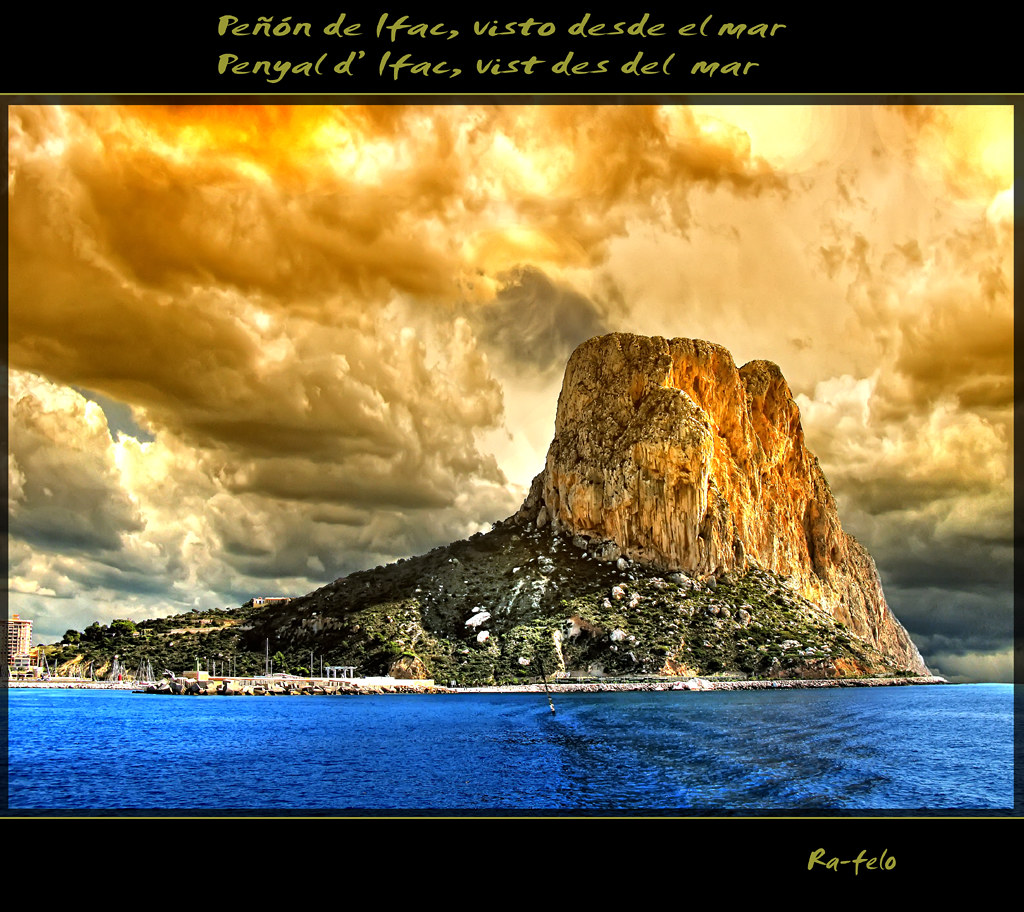 (0093) Peñón de Ifac visto desde el mar. Penyal d'Ifac, vist des del mar. by Ra-Felo