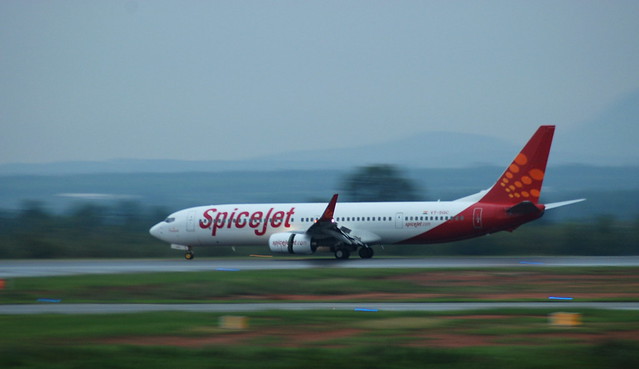 Spicejet landing just after a rain shower