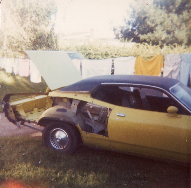 A 1971 PLYMOUTH SATELLITE REBUILD IN SEP 1979