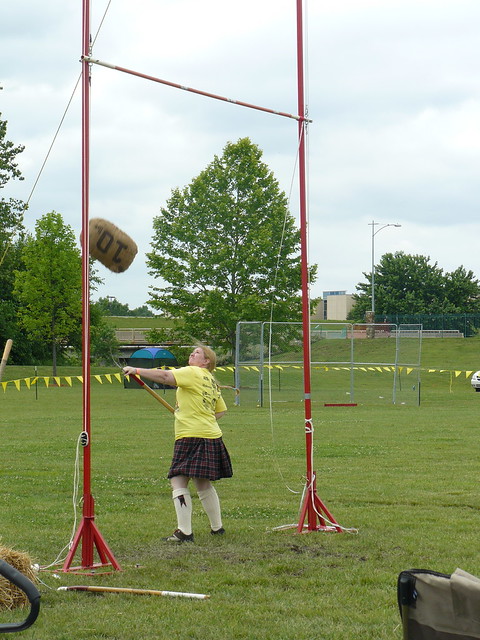 Women's Sheaf Toss Competition