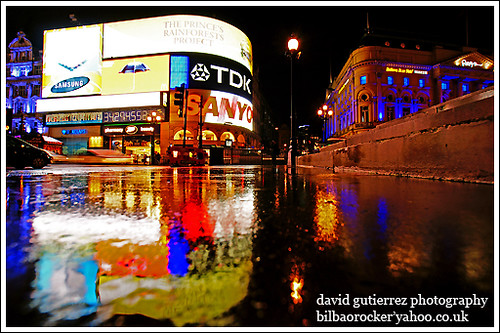 Piccadilly Circus - Another Rainy Night in London...