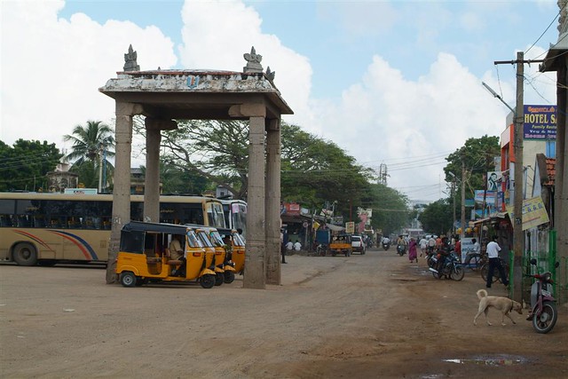 Mamallapuram street scene
