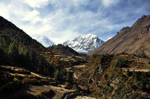 travel nepal mountains trek geotagged nikon valley circuit d90 manaslu 18105vr