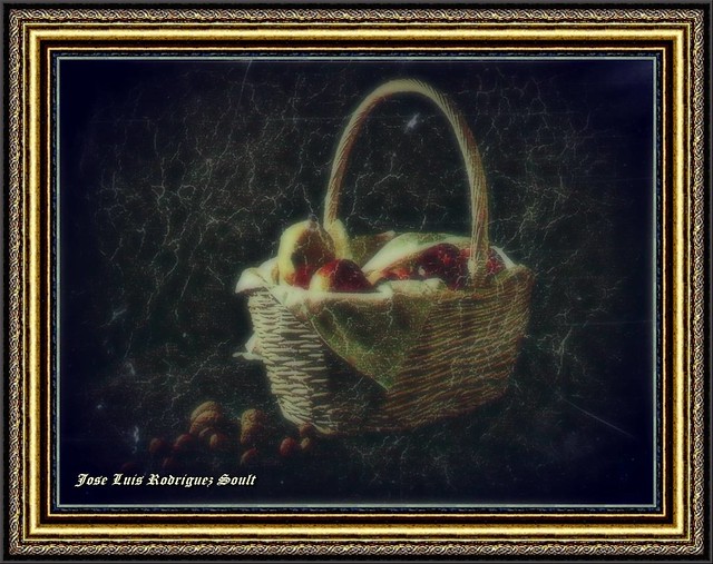 cesta con frutas