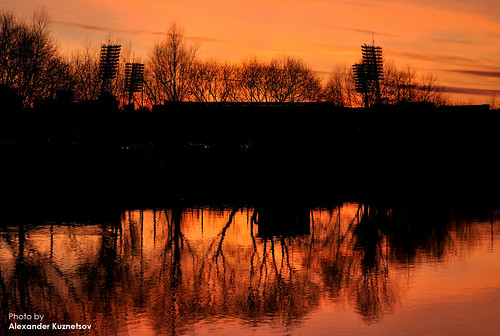 city light sunset sky urban orange color reflection river evening spring stadium belarus minsk закат свет небо город весна минск d90 река цвет оранжевый вечер отражение беларусь стадион nikond90 afsdx1870mmf3545gifed