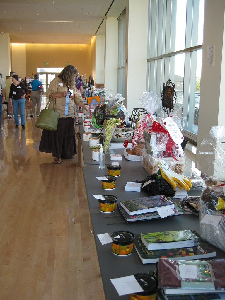 Photography Raffle Table Browsing at Raffle Tables | cathil | Flickr
