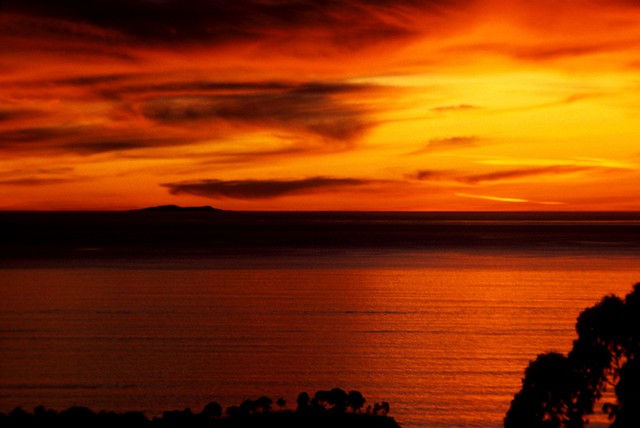 Sunset over Santa Barbara Island - California, Palos Verdes Estates - 1986 1986_A_114-2