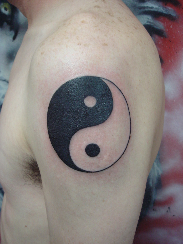 ying yang cover up (Dejavu Tattoo Studio Chiangmai Thailand) .