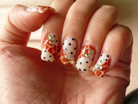 20090630 Nails | Giraffe print + polka dot | candicelui | Flickr