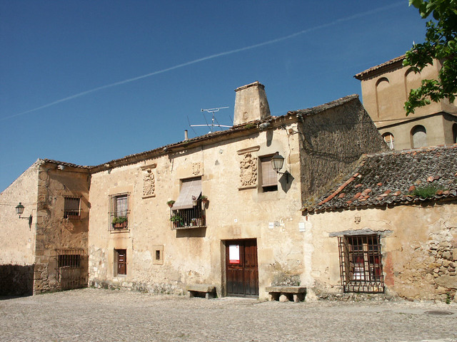 Casa (Pedraza, Segovia)