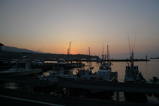 漁港の夕方