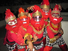 Prambanan 16 - Ramayana Ballet - Dancers posing