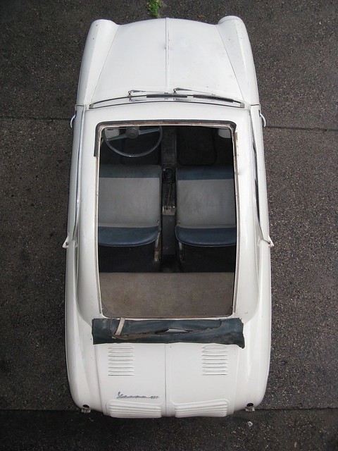 1960 Vespa 400, This car is a ACMA Vespa 400. It is 393cc (…