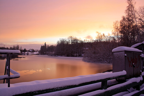 Sunset by DanneGard, winter sunset lake snow sol beautiful canon vinter sweden daniel snö 2009 nilsson boxholm 1000d