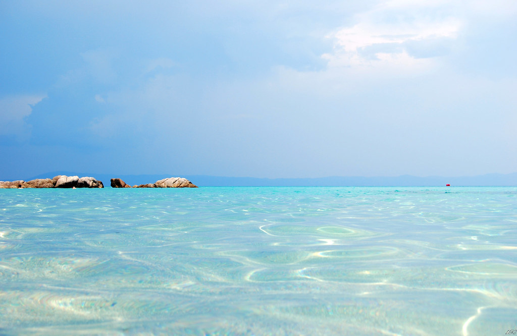 Azur море. Halkidiki Pink. Греция икона на берегу моря Халкидики. Тасос остров фото сверху. Sea place.
