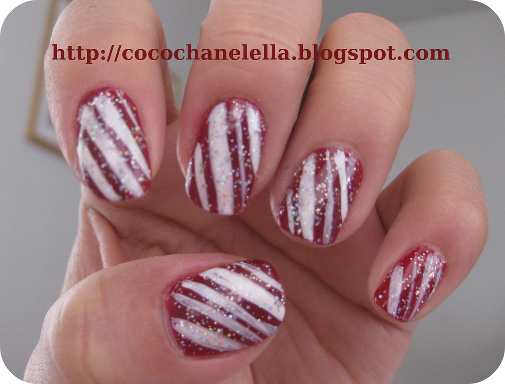 Nail art: red and white glitter candy cane | cocochanelella.… | Flickr