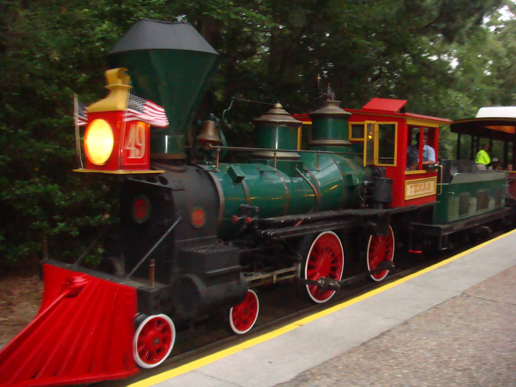 Six Flags Over Georgia Railroad | Martin Lewison | Flickr