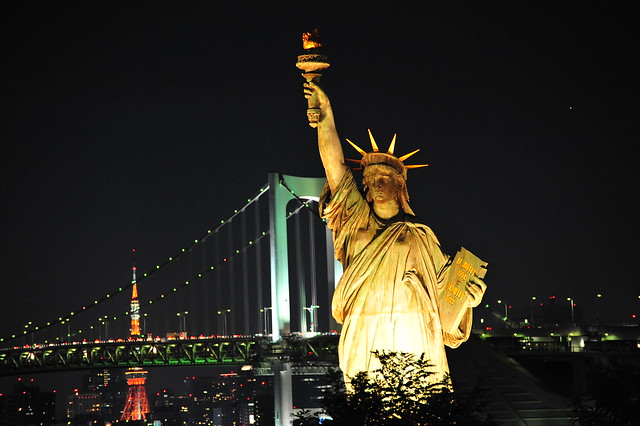 Statue of Liberty , Odaiba