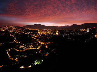 Quito Noche Rosa / Quito Night Rose