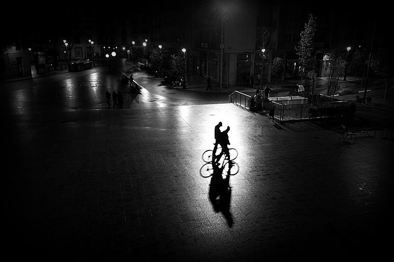 Dobles parejas | Sombras en la ciudad desconocida(II) ... en… | Flickr