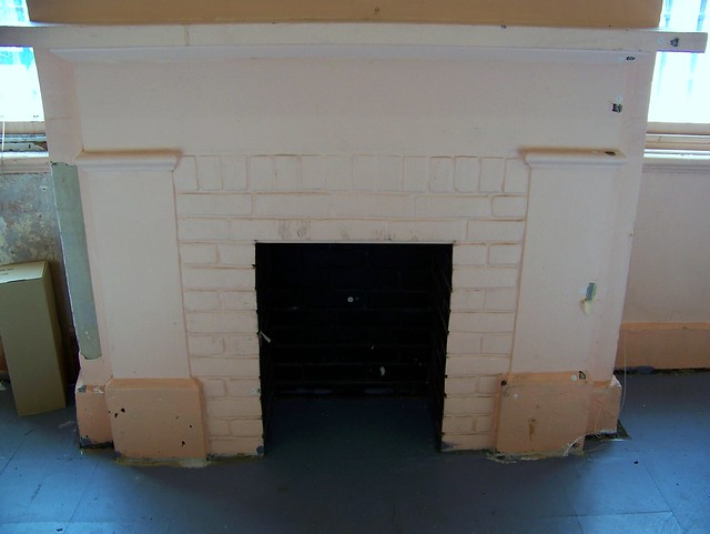 Fireplace in the Governor's tea room