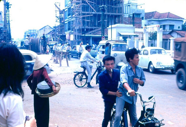 SAIGON - Đường Hai Bà Trưng - Y VIỆN TÂN ĐỊNH trước 1975