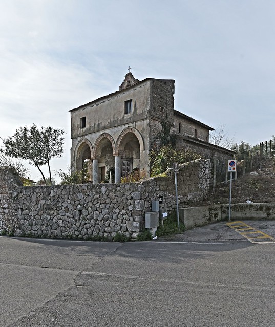 Minturno - Chiesa di Maria SS. dela Libera o della Fontana (sec. XIV)