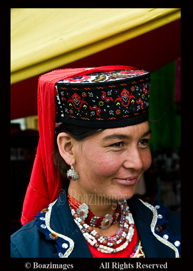 TAJIK SMILE | A Tajik woman wearing a traditional hat. | Boaz | Flickr