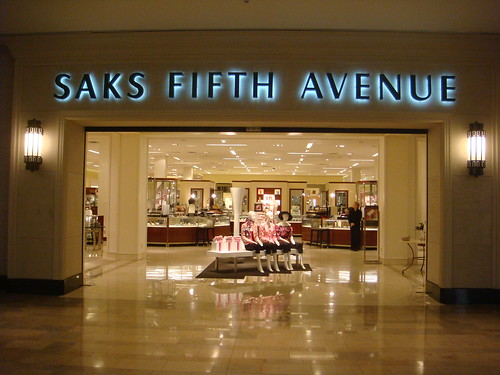 Saks Fifth Avenue at the Fashion Show Mall | Rosalind Gardner | Flickr