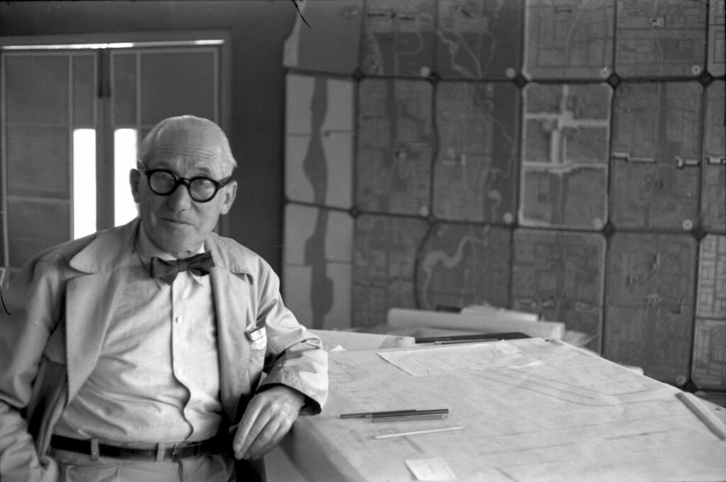 wereldreis2_122_03 Le Corbusier in India 1955