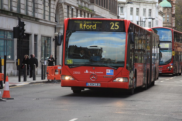 Articulated Double Bus: London, England