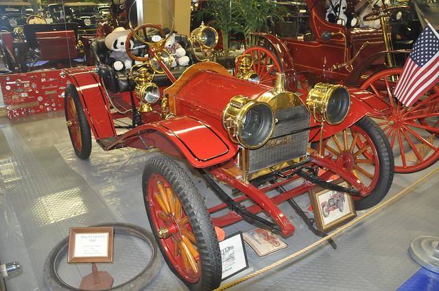 1909 Hupmobile Runabout