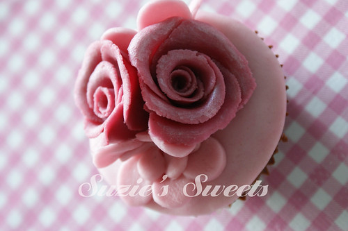 Pink cupcake | by Suzie's Sweets