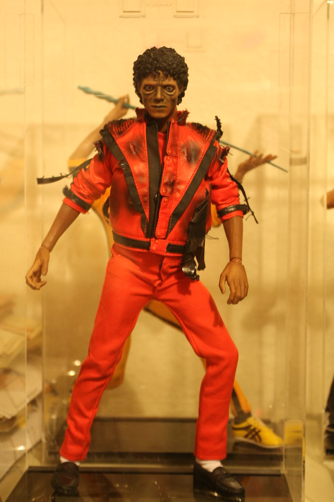 Michael Jackson Thriller Hot Toys (Zombie Version) | Flickr