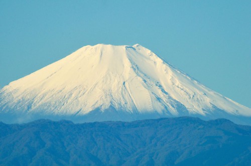 White Fuji | This shot was taken from Shinjuku, Tokyo, on Oc… | Flickr
