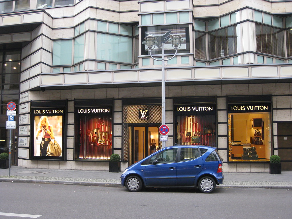 Louis Vuitton, Berlin (Friedrichstraße), Achim Hepp