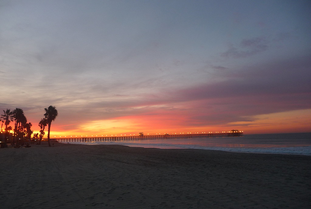 City Beach and Oceanside Pier at Sunrise | Joe Wolf | Flickr
