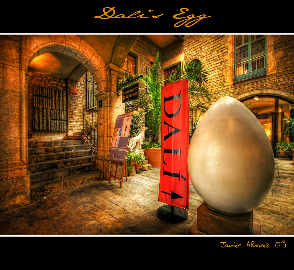 Dali's Egg by javirunner