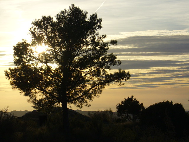 Puesta de sol en la Sierra de Alcubierre