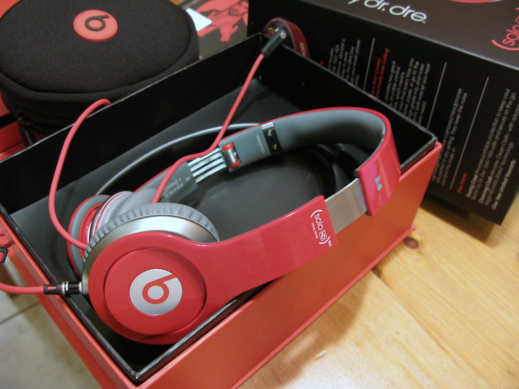 beats by dr.dre solo HD (RED) | photo by kyodaku (see also 0… | Flickr