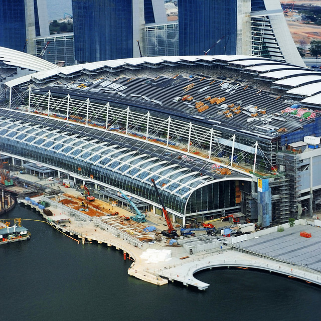 The Marina Bay Sands update at a closer view. Opening on 27 April 2010