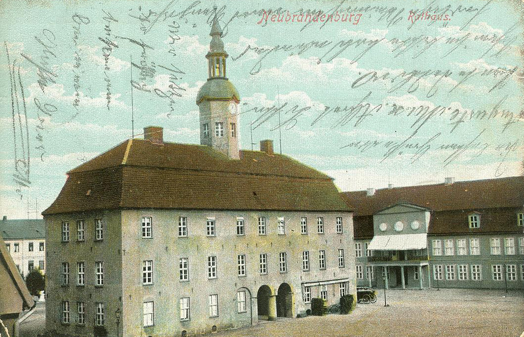 Neubrandenburg AK Sammlung - Rathaus und Palais 1906