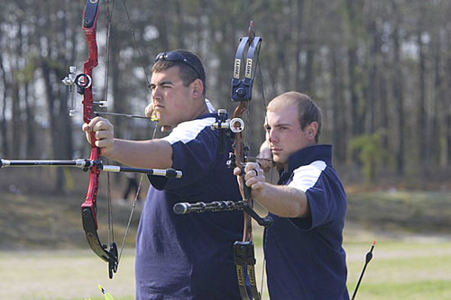 college outdoors community atlantic bow arrows cape archery targets