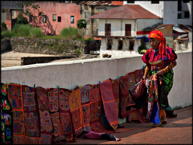 Panama: color for sale