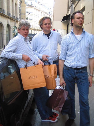 Three hairdressers shopping in Paris | Sjoerd Hannema | Flickr